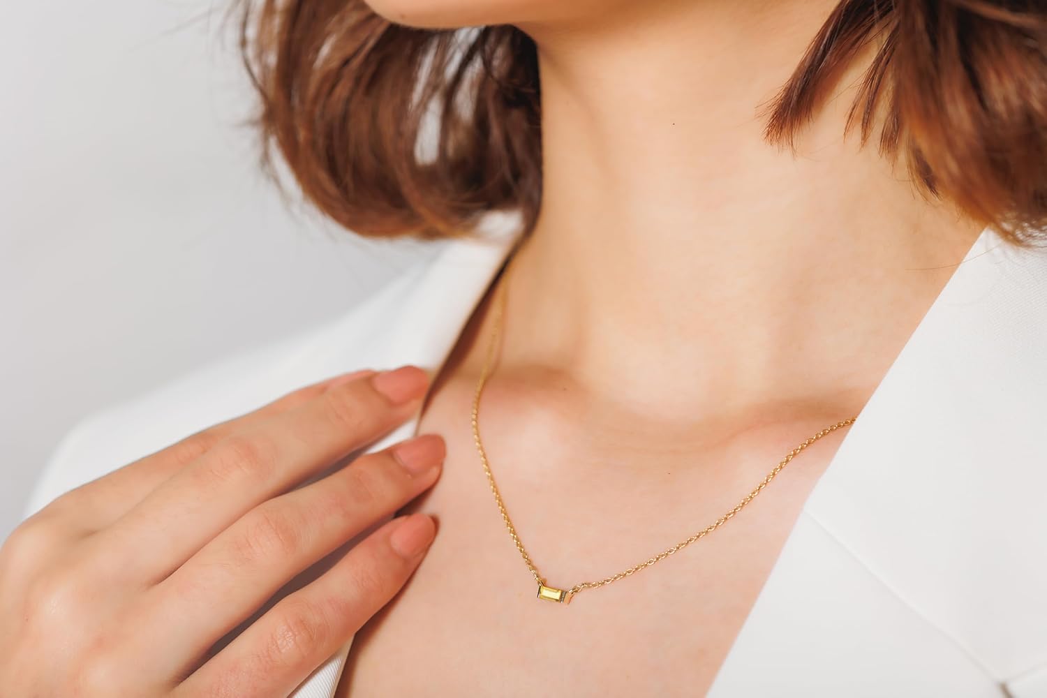 18k Gold Minimalist Rectangle Crystal Birthstone Pendant Necklace - A Choice for Valentine's Day, Birthday Gifts for Women, Stocking Stuffers for Girls Teen