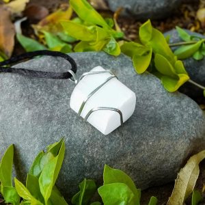 Raw Selenite Crystal Healing Necklace - for Crown Chakra | Balances Energy and Stabilizes Emotions. Aids Judgment, Conscious Understanding and Insight. Assists Energetic Healing...