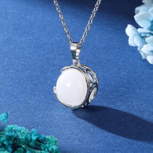 Top Plaza Amethyst Healing Crystal Stone Necklace Round Ball Rotating Natural Gemstone Pendant Necklace for Women Purple Energy Jewelry Christmas Gifts
